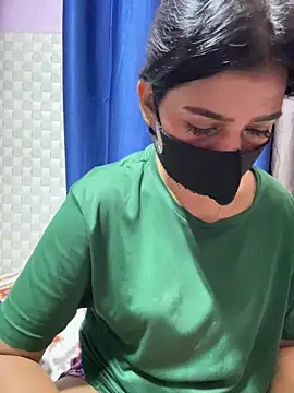 Snapshot of Hot_Jaanvi_ chatting on 05-17-26, 03:37 Hot Jaanvi online show from 05-17-26, 03:37