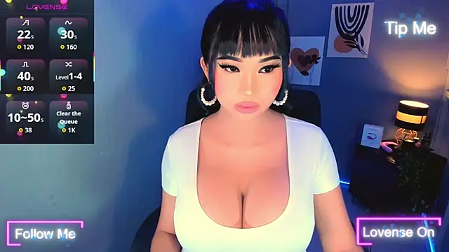 TriciaCumLoader online show from 10-24-25, 01:13