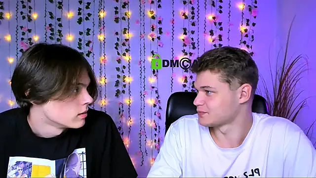 Snapshot of lucas_long_ chatting on 10-04-25, 07:01 lucas long online show from 10-04-25, 07:01