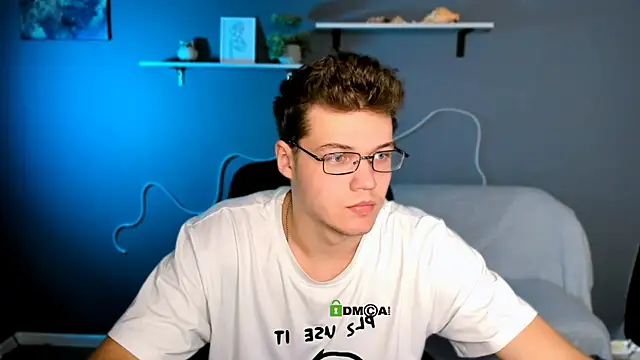 Snapshot of lucas_long_ chatting on 10-20-25, 08:48 lucas long online show from 10-20-25, 08:48