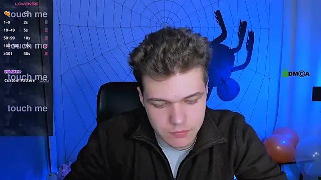 Snapshot of lucas_long_ chatting on 10-27-25, 09:46 lucas long online show from 10-27-25, 09:46