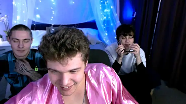 Snapshot of lucas_long_ chatting on 11-27-25, 10:28 lucas long online show from 11-27-25, 10:28