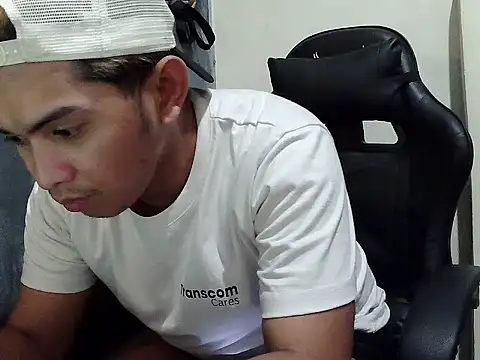 riley cum online show from 04-03-26, 08:34