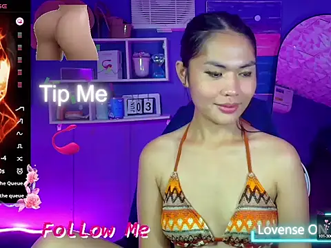Snapshot of urgirljane chatting on 06-03-26, 02:33 urgirljane online show from 06-03-26, 02:33