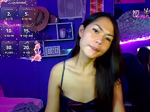 Snapshot of urgirljane chatting on 06-30-26, 05:25 urgirljane online show from 06-30-26, 05:25