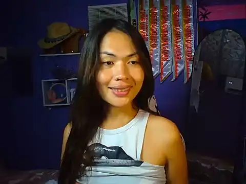 Snapshot of urgirljane chatting on 07-11-26, 10:55 urgirljane online show from 07-11-26, 10:55