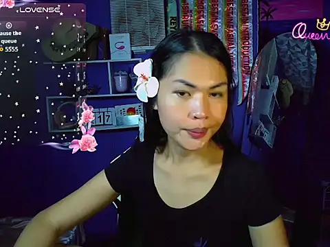 Snapshot of urgirljane chatting on 07-17-26, 12:12 urgirljane online show from 07-17-26, 12:12