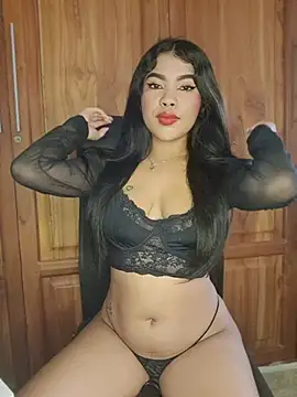 Snapshot of Michell_em chatting on 06-24-26, 06:18 Michell em online show from 06-24-26, 06:18