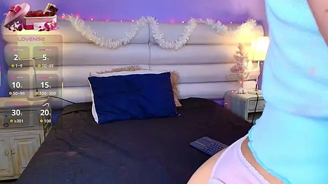 Snapshot of Kya_Wild chatting on 12-19-25, 10:22 Kya Wild online show from 12-19-25, 10:22