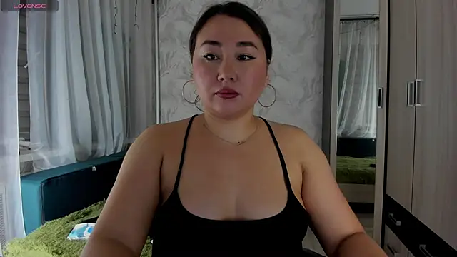 emilia mur online show from 06-22-26, 06:16