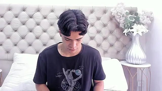 BenitoSaenz online show from 09-21-25, 12:29