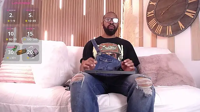 Snapshot of King_Malik chatting on 09-19-25, 01:12 King Malik online show from 09-19-25, 01:12