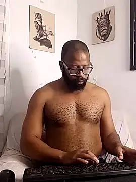 Snapshot of King_Malik chatting on 09-20-25, 03:07 King Malik online show from 09-20-25, 03:07