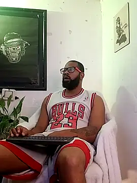 Snapshot of King_Malik chatting on 02-12-26, 02:45 King Malik online show from 02-12-26, 02:45