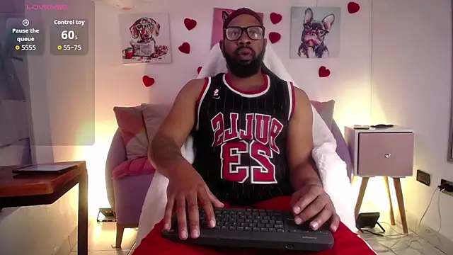 Snapshot of King_Malik chatting on 02-19-26, 01:07 King Malik online show from 02-19-26, 01:07