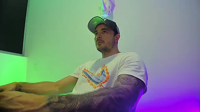 Snapshot of Dagoti chatting on 02-17-26, 01:35 Dagoti online show from 02-17-26, 01:35