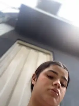 Snapshot of Kaily_Sweet16 chatting on 10-23-25, 05:33 Kaily Sweet16 online show from 10-23-25, 05:33