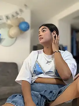 Kaily Sweet16 online show from 03-10-26, 08:36