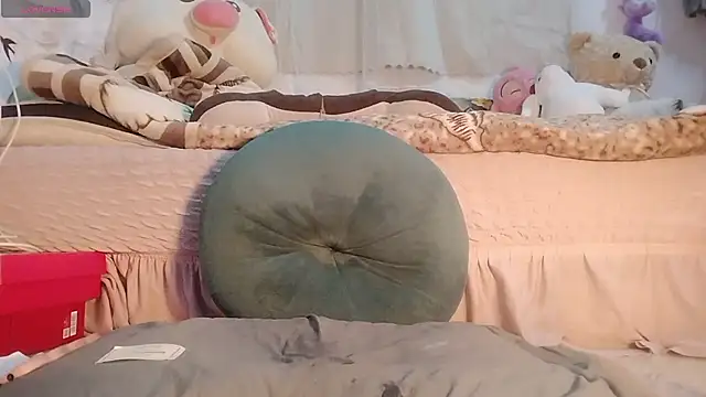 Snapshot of Mailisa_Ana chatting on 12-14-25, 10:03 Mailisa Ana online show from 12-14-25, 10:03