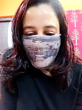 Hotpuja25 online show from 02-12-26, 07:09