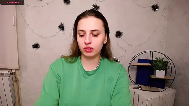 AmandaDimond  online show from 02-05-26, 12:43