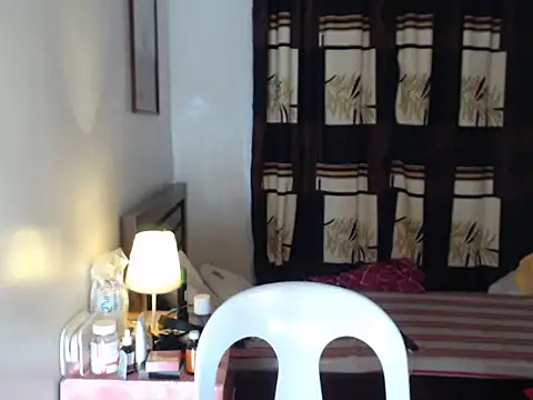 Snapshot of hottielicious_slut69 chatting on 12-16-25, 12:54 hottielicious slut69 online show from 12-16-25, 12:54