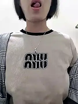 Snapshot of love_sexy090 chatting on 11-23-25, 12:21 love sexy090 online show from 11-23-25, 12:21