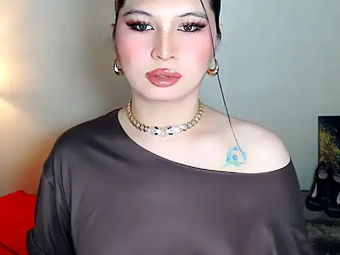 NaomiSmall online show from 01-10-26, 08:16