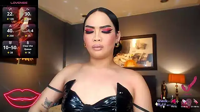 FridaHumphrey online show from 04-05-26, 07:22