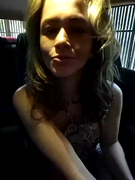 Miasiren online show from 03-22-26, 07:39