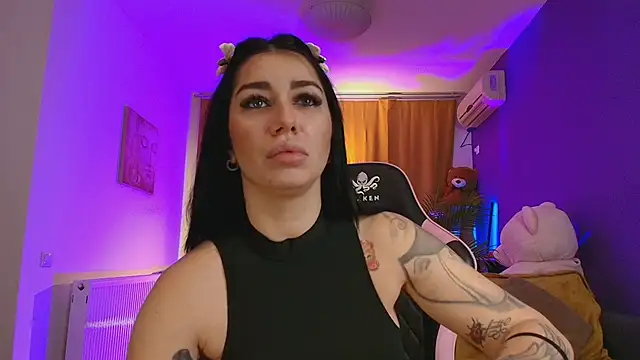 Snapshot of AnyaKim chatting on 10-24-25, 09:28 AnyaKim online show from 10-24-25, 09:28