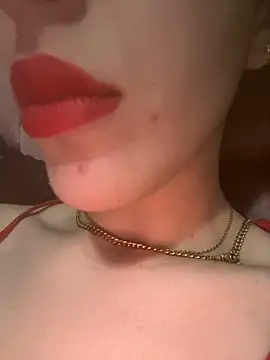 Mimisixo online show from 05-20-26, 03:51