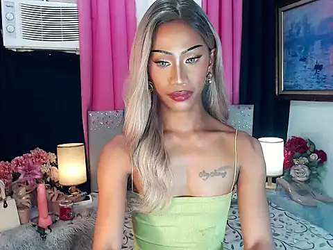 sassylatina online show from 03-10-26, 04:23