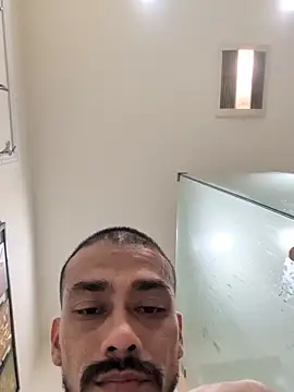 Cnutt310 online show from 12-20-25, 01:07