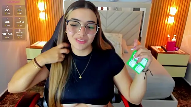 Snapshot of KYLIE_JONES6 chatting on 09-13-25, 03:06 KYLIE JONES6 online show from 09-13-25, 03:06