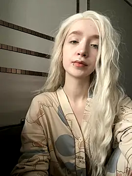 Snapshot of MelissaReis chatting on 10-25-25, 11:51 MelissaReis online show from 10-25-25, 11:51