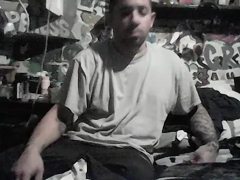 Twoslipperywhenwett online show from 12-16-25, 08:25