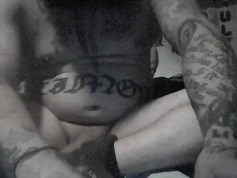 Twoslipperywhenwett online show from 04-17-26, 11:46