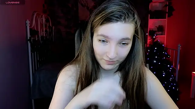 Mia Myles online show from 12-21-25, 10:22