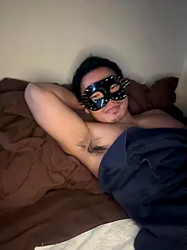 Snapshot of meme_n chatting on 11-07-25, 06:35 meme n online show from 11-07-25, 06:35