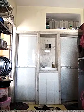 hot manu001 online show from 04-05-26, 09:50