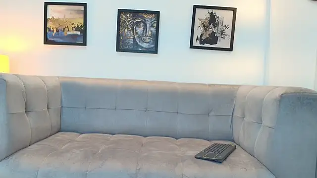 PRETTY SEX1 online show from 12-17-25, 01:28