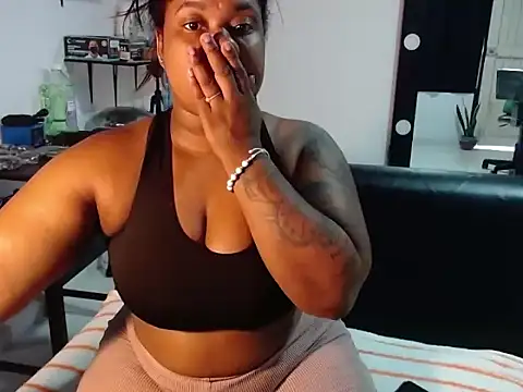 Snapshot of Sam_Blue chatting on 01-15-26, 01:59 Sam Blue online show from 01-15-26, 01:59