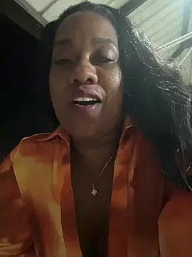 Snapshot of Sam_Blue chatting on 04-19-26, 06:56 Sam Blue online show from 04-19-26, 06:56