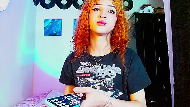 Snapshot of meghan_devil_ chatting on 09-27-25, 12:26 meghan devil online show from 09-27-25, 12:26