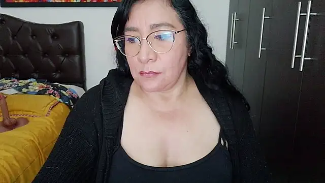 Snapshot of Grace_mature_milf chatting on 07-14-26, 02:05 Grace mature milf online show from 07-14-26, 02:05