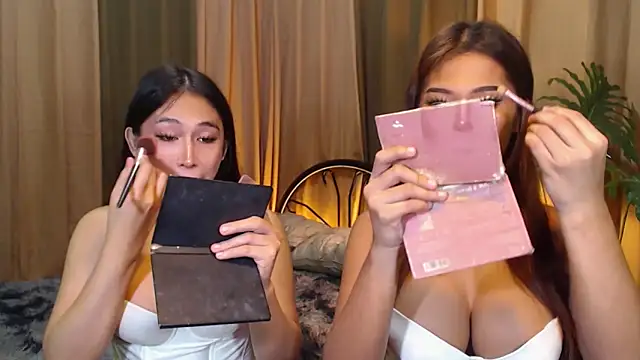 Snapshot of MALICIOUS_EVA chatting on 09-19-25, 04:47 MALICIOUS EVA online show from 09-19-25, 04:47