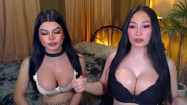 Snapshot of MALICIOUS_EVA chatting on 10-07-25, 10:18 MALICIOUS EVA online show from 10-07-25, 10:18