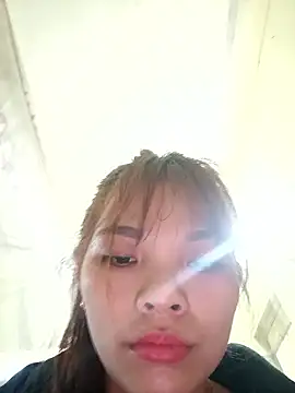 Snapshot of Ocnguyety chatting on 11-28-25, 02:14 Ocnguyety online show from 11-28-25, 02:14