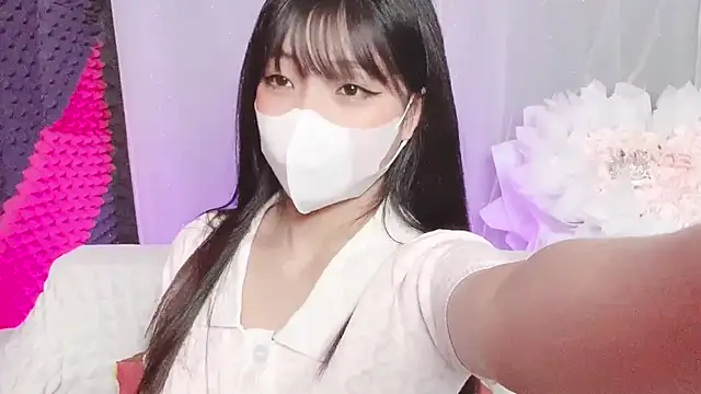 Snapshot of kemybaby chatting on 11-06-25, 02:45 kemybaby online show from 11-06-25, 02:45